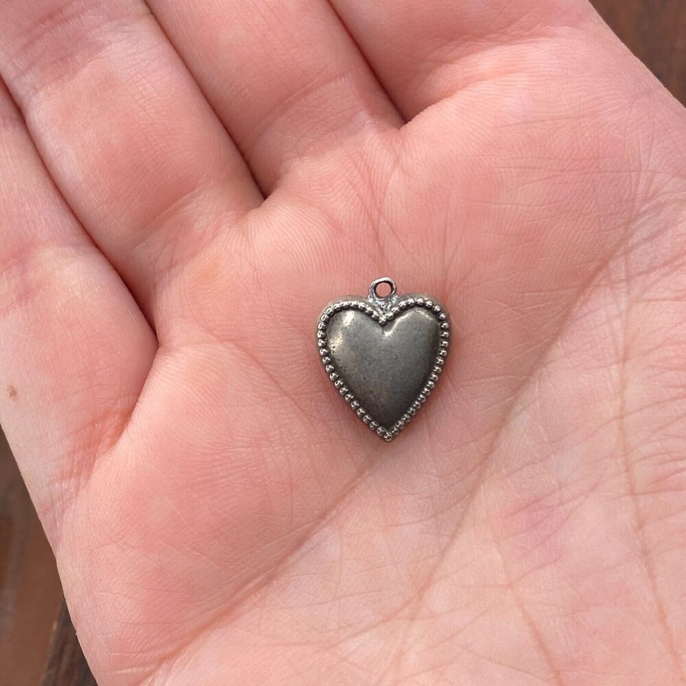 Vintage 925 Sterling Silver "Carol" Beaded Edge Puffy Heart Pendant Charm